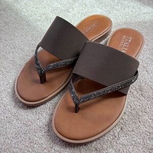 NEW Italian Shoemakers Sandals with thick Elastic Strap with Rhinestone Accent